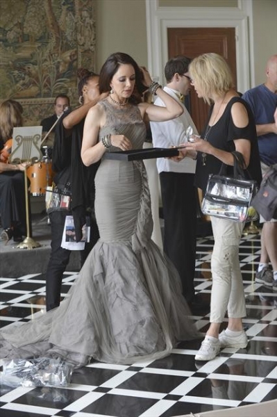 Photo Flash: Behind-the-Scenes Look at REVENGE's Episode, 'Illusion,' 11/4 