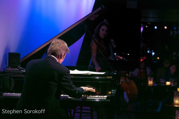 Photo Coverage: Eric Comstock & Barbara Fasano Bring THE NIGHT HAS A THOUSAND EYES to Metropolitan Room Image