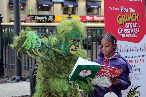Photo Coverage: The Grinch Takes Over Madison Square Garden for Garden of Dreams 
