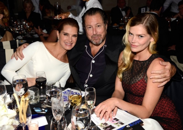 Photo Flash: Cheyenne Jackson, Alan Cumming, Nina Arianda & More at Elton John AIDS Foundation's 11th Annual AN ENDURING VISION Gala Image