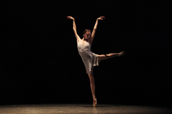 Photo Coverage: Bolshoi Ballet's Svetlana Zakharova & Andrei Merkuriev Perform 'Distant Cries' Image