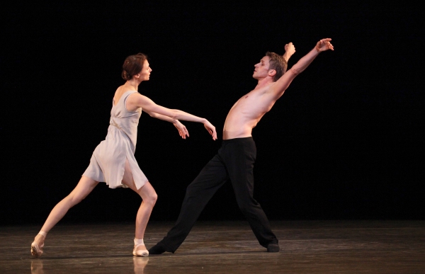 Photo Coverage: Bolshoi Ballet's Svetlana Zakharova & Andrei Merkuriev Perform 'Distant Cries' Image
