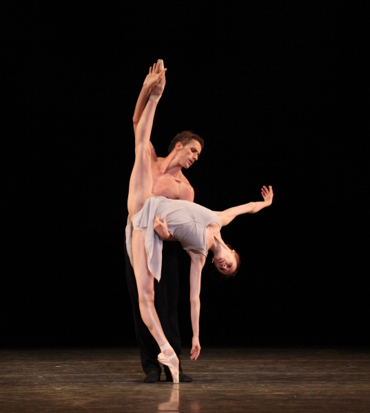 Photo Coverage: Bolshoi Ballet's Svetlana Zakharova & Andrei Merkuriev Perform 'Distant Cries' Image