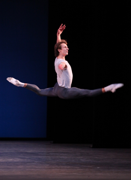 Photo Coverage: Bolshoi Ballet's Olga Smirnova & Semyon Chudin Perform 'Grand Pas Classique' Image