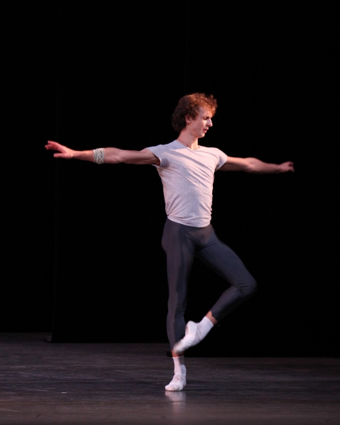 Photo Coverage: Bolshoi Ballet's Olga Smirnova & Semyon Chudin Perform 'Grand Pas Classique' Image