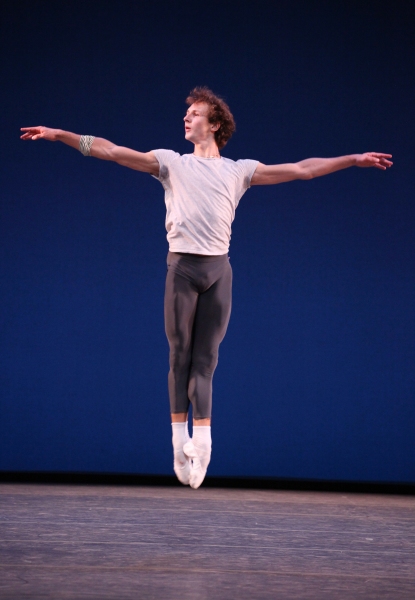 Photo Coverage: Bolshoi Ballet's Olga Smirnova & Semyon Chudin Perform 'Grand Pas Classique' Image
