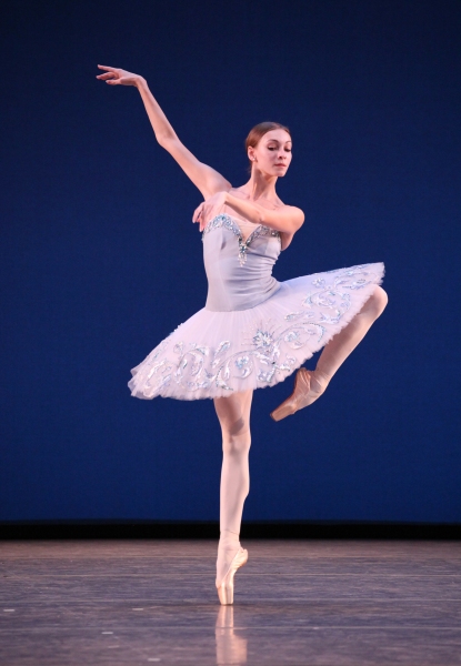Photo Coverage: Bolshoi Ballet's Olga Smirnova & Semyon Chudin Perform 'Grand Pas Classique' Image