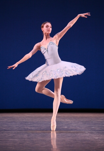 Photo Coverage: Bolshoi Ballet's Olga Smirnova & Semyon Chudin Perform 'Grand Pas Classique' Image