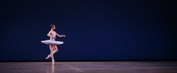 Photo Coverage: Bolshoi Ballet's Olga Smirnova & Semyon Chudin Perform 'Grand Pas Classique' Image