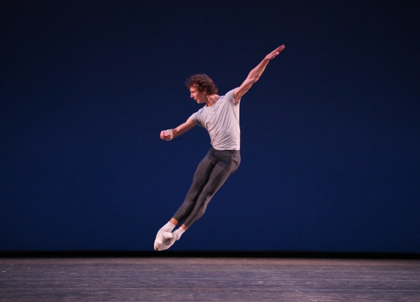 Photo Coverage: Bolshoi Ballet's Olga Smirnova & Semyon Chudin Perform 'Grand Pas Classique' Image