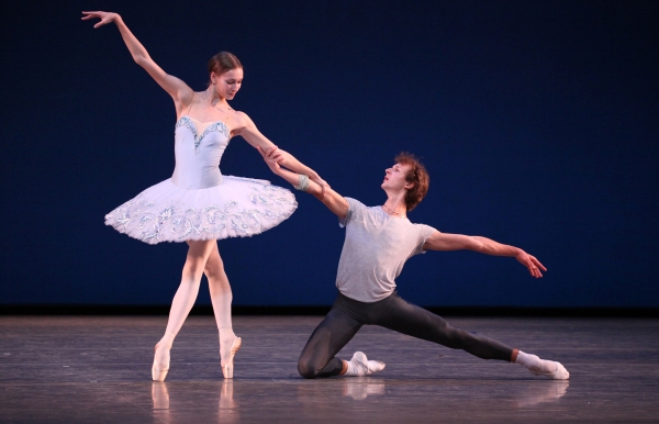 Photo Coverage: Bolshoi Ballet's Olga Smirnova & Semyon Chudin Perform 'Grand Pas Classique' Image