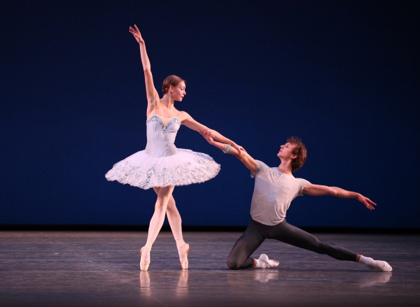 Photo Coverage: Bolshoi Ballet's Olga Smirnova & Semyon Chudin Perform 'Grand Pas Classique' Image