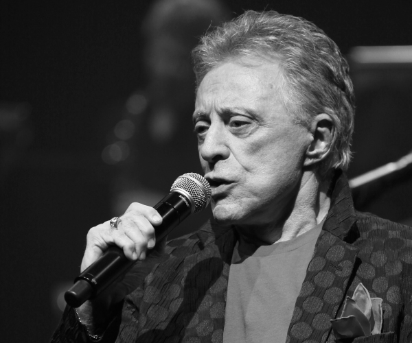 Photo Coverage: FRANKIE VALLI AND THE FOUR SEASONS Opens on Broadway - Curtain Call! Image