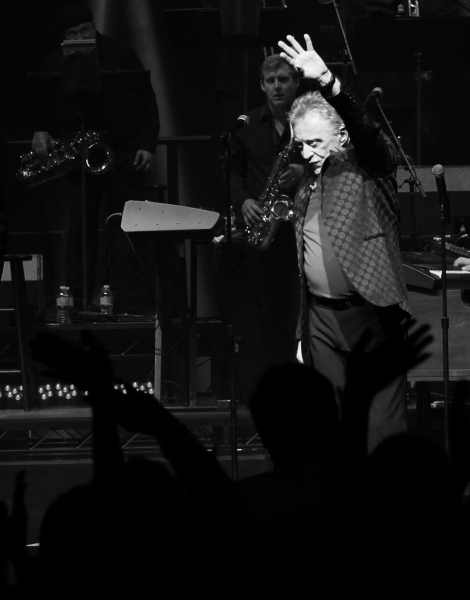 Photo Coverage: FRANKIE VALLI AND THE FOUR SEASONS Opens on Broadway - Curtain Call! Image