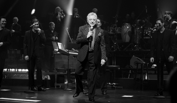 Photo Coverage: FRANKIE VALLI AND THE FOUR SEASONS Opens on Broadway - Curtain Call! Image