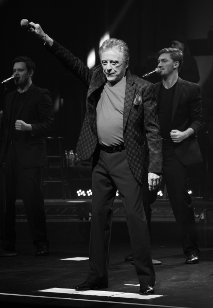 Photo Coverage: FRANKIE VALLI AND THE FOUR SEASONS Opens on Broadway - Curtain Call! Image