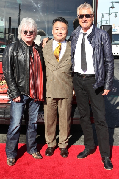 Russell Hitchcock of Air Supply, David Chien of Gray Line New York, and Graham Russel Photo