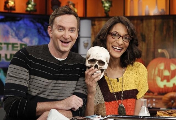 Photo Flash: First Look at Tomorrow's New Episode of THE CHEW 