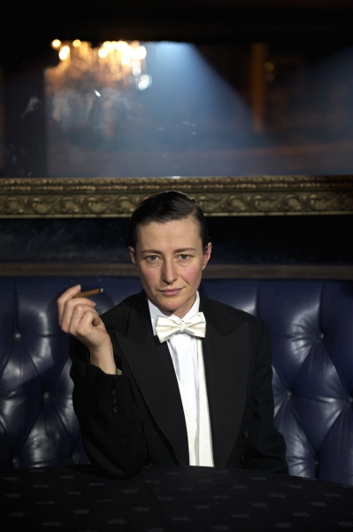 Photo Flash: First Look at Anna Francolini in VICTOR/VICTORIA at Southwark Playhouse Image