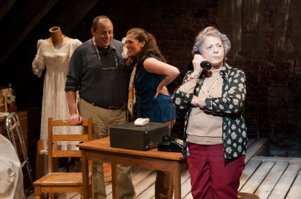 Photo Flash: First Look at Theatrical Outfit's TWO DRINK MINIMUM 