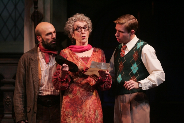 Photo Flash: First Look at Liz Pearce, Khris Lewin, Ed Dixon and More in Goodspeed's SOMETHING'S AFOOT 