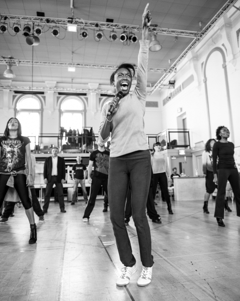 Photo Flash: In Rehearsal for THE BODYGUARD With Heather Headley, Lloyd Owen and More! Image