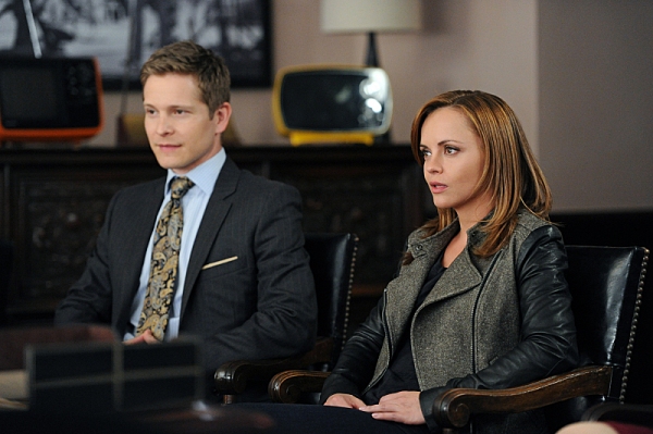 Photo Flash: First Look at THE GOOD WIFE's 'Anatomy of a Bad Joke,' Airs 10/25 