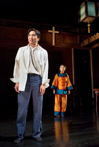 Photo Flash: First Look at Signature Theatre Company’s GOLDEN CHILD Image