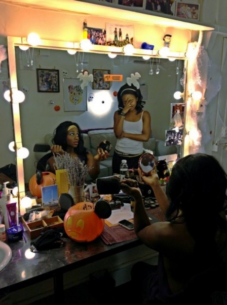 Photo Flash: Saturday Intermission Pics, Oct 27 - EVITA Reveals SIP Contest Winner, ONCE's Theatre Dog and More! Image