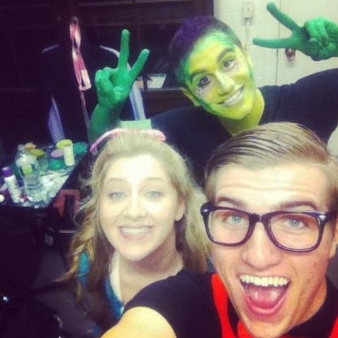Photo Flash: Saturday Intermission Pics, Oct 27 - Part 2 - Trick-or-Treaters Backstage at NEWSIES and More! Image