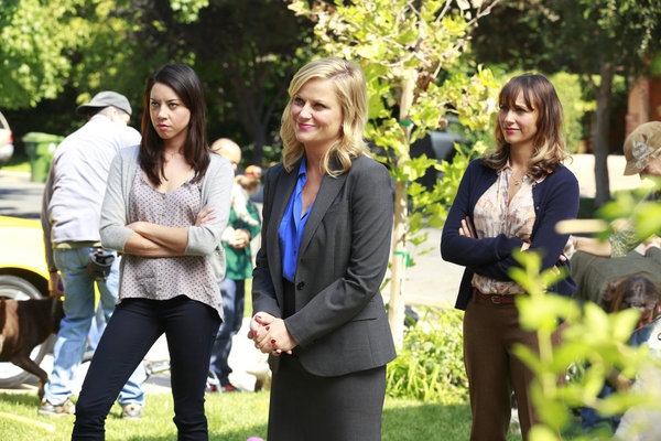 Photo Flash: PARKS AND RECREATION's 'Leslie vs. April,' Set to Air 11/8 Image