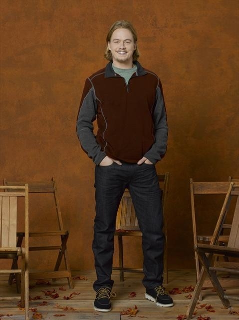 Christoph Sanders Hi Res Photo Photo Flash Cast Photos For Last Man Standing