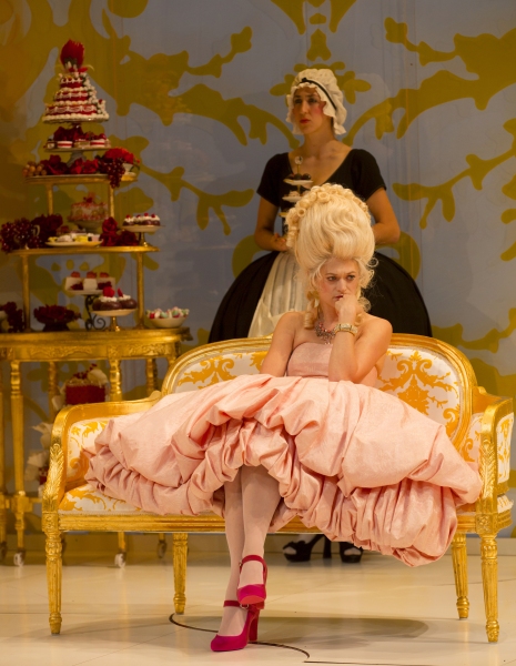 Photo Flash: First Look at Marin Ireland and More in Yale Rep & ART's MARIE ANTOINETTE World Premiere Image