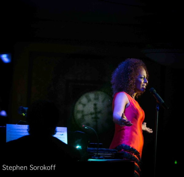 Photo Coverage: Tamara Tunie Plays Feinstein's at Loews Regency Image