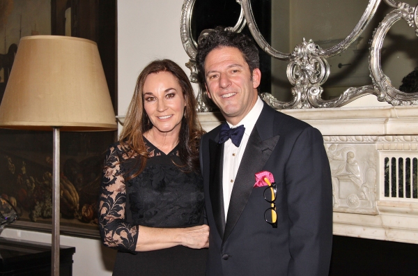 Photo Flash: John Pizzarelli & Jessica Molaskey Paly Café Carlyle Image