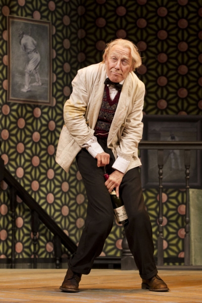 Photo Flash: First Look at Owain Arthur, Ben Mansfield and More in ONE MAN, TWO GUVNORS Image