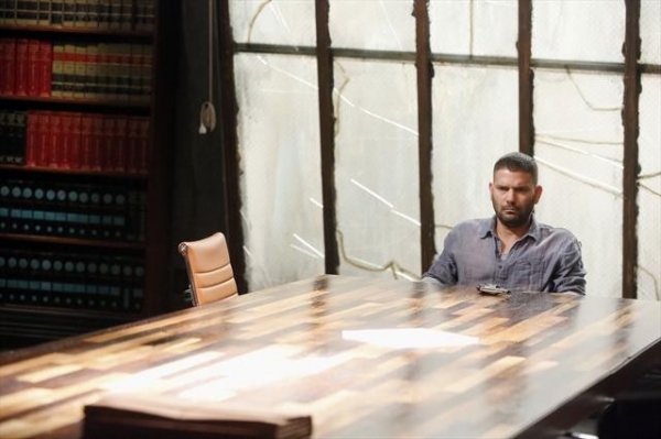 Photo Flash: First Look at SCANDAL's 'Spies Like Us,' Airs 11/15 