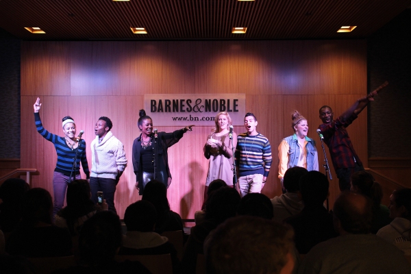 Photo Coverage: Lin-Manuel Miranda and BRING IT ON Cast Celebrates CD Release at Barnes & Noble! Image