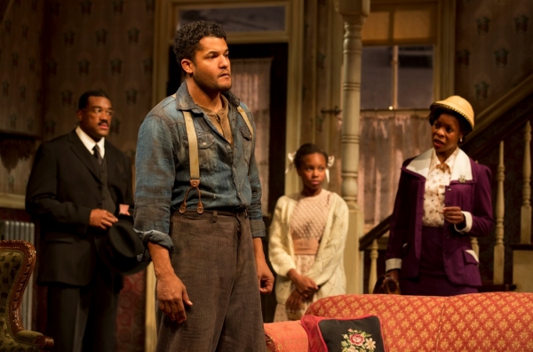 Photo Flash: First Look at Signature Theatre's THE PIANO LESSON Image