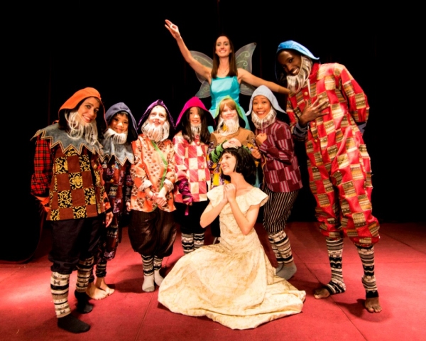 Photo Flash: First Look at Beijing Playhouse's SNOW WHITE Image