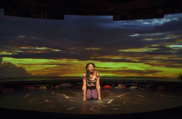 Photo Flash: First Look at EMOTIONAL CREATURE Image