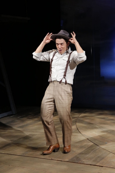 Photo Flash: First Look at Brian d'Arcy James, Kate Baldwin, and More in Public Theater's GIANT! Image