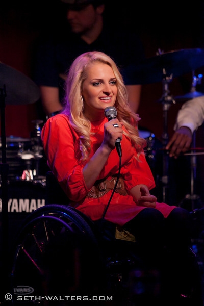 Photo Flash: Kate Shindle, Raymond J. Lee and More Featured in Bobby Cronin Concert at Birdland Image