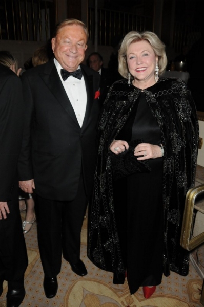 Photo Flash: Liza Minnelli, The Nederlanders and More at 'Living Landmarks' Fall 2012 Gala Image