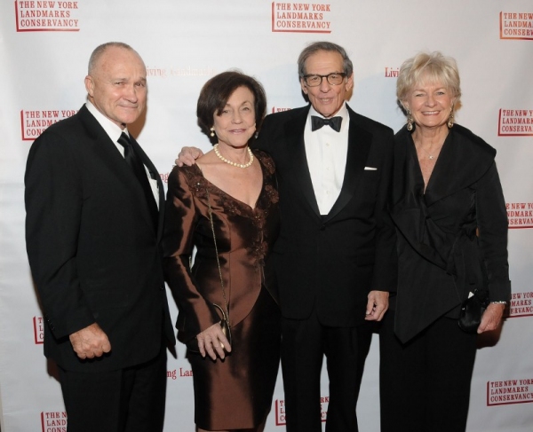 Photo Flash: Liza Minnelli, The Nederlanders and More at 'Living Landmarks' Fall 2012 Gala Image
