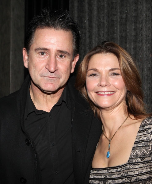 Anthony LaPaglia & Kathryn Erbe Photo