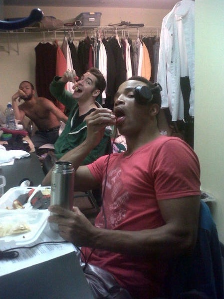Photo Flash: Saturday Intermission Pics, Nov 10, Part 2 - Green Edition! Image
