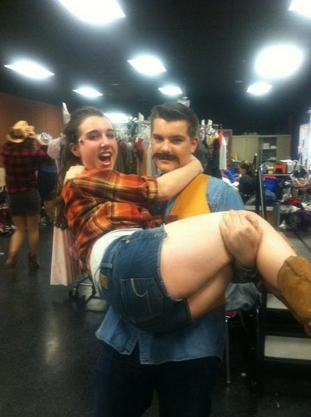 Photo Flash: Saturday Intermission Pics, Nov 10, Part 2 - Green Edition! Image