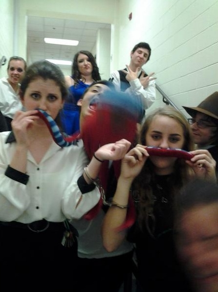 Photo Flash: Saturday Intermission Pics, Nov 10, Part 2 - Green Edition! Image