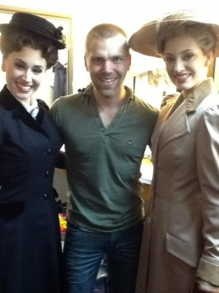 Photo Flash: Saturday Intermission Pics, Nov 10, Part 2 - Green Edition! Image